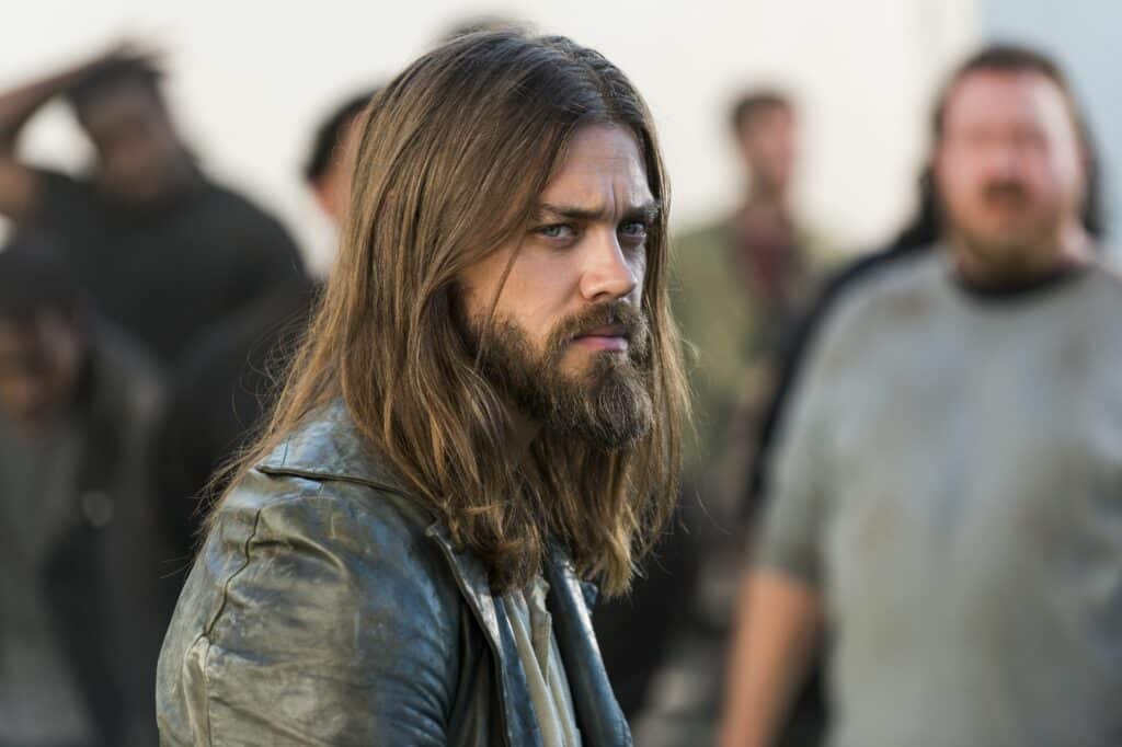 tom payne jesus the walking dead sacrifices actors had to make