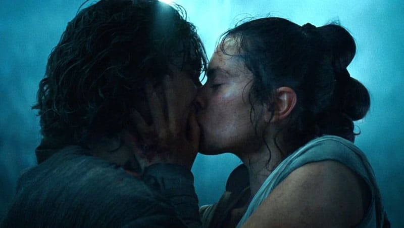 Ben Solo kisses Rey